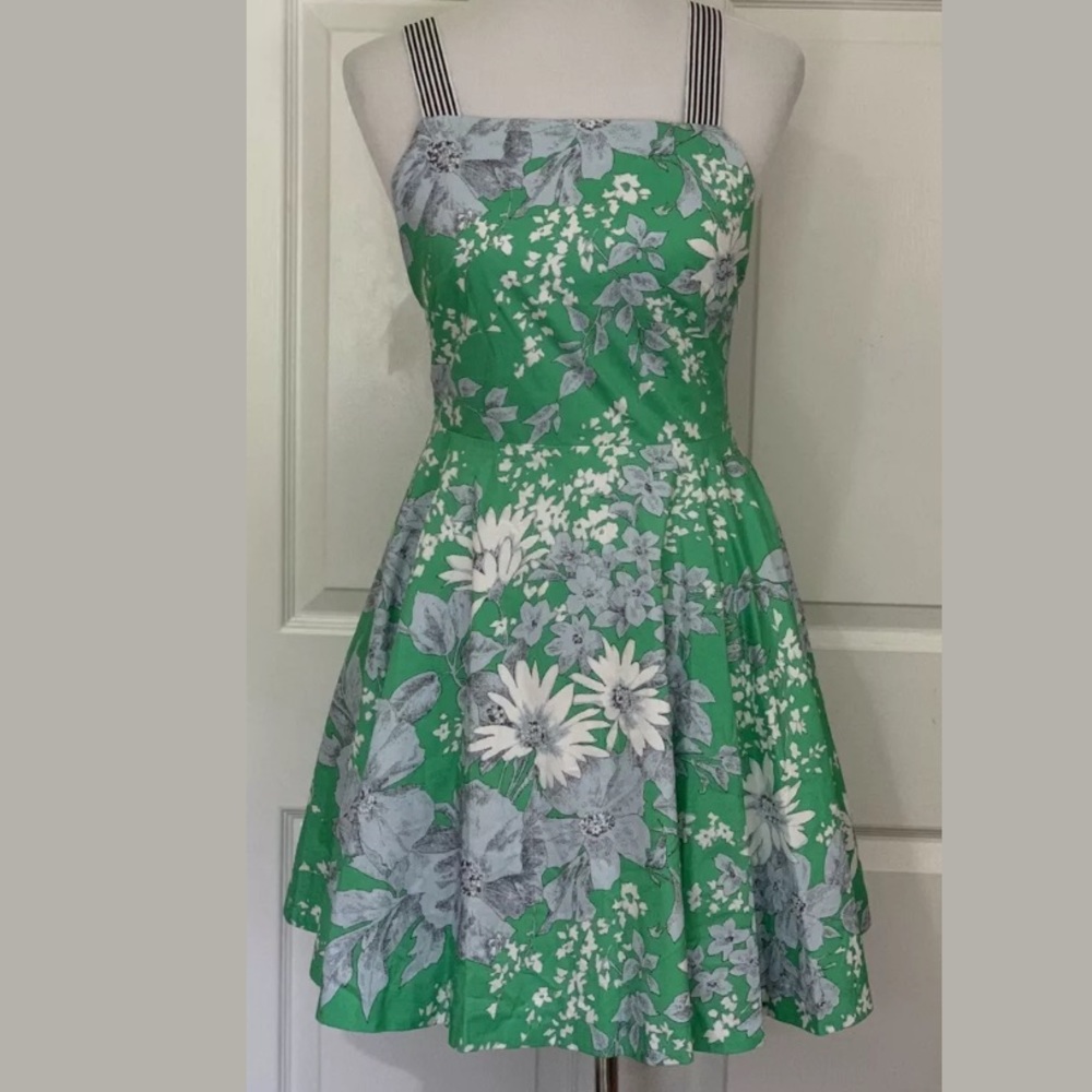 Tuckernuck Dress Blue Green Floral Size S NWT